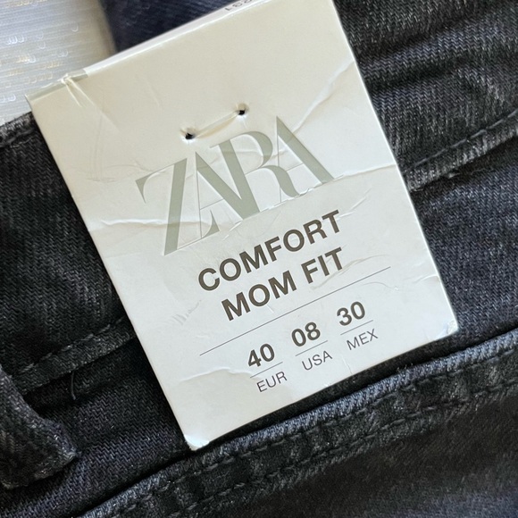 Zara High Rise Ankle length Mom Jeans - Picture 7 of 11